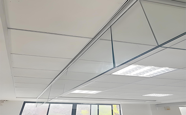 呼图壁玻璃挡烟垂壁