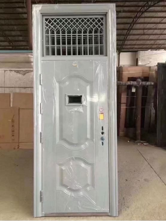 呼图壁学校教室门