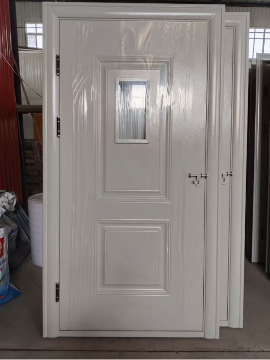 呼图壁学校教室门