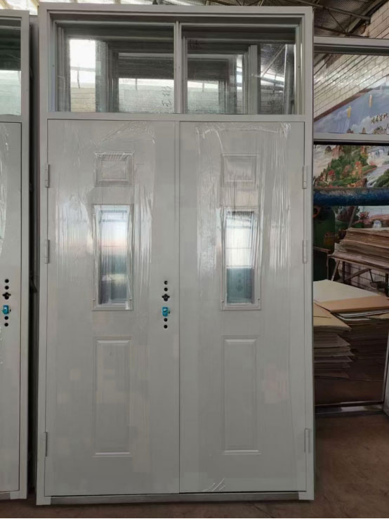 呼图壁学校教室门