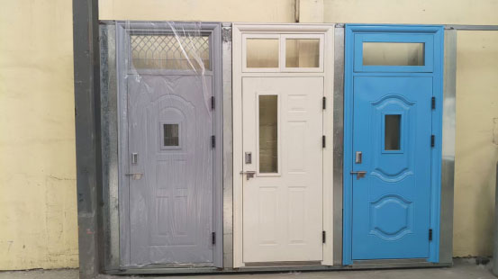 呼图壁学校教室门