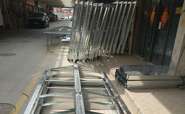 2025呼图壁排烟窗维护周期与电动开启故障排查